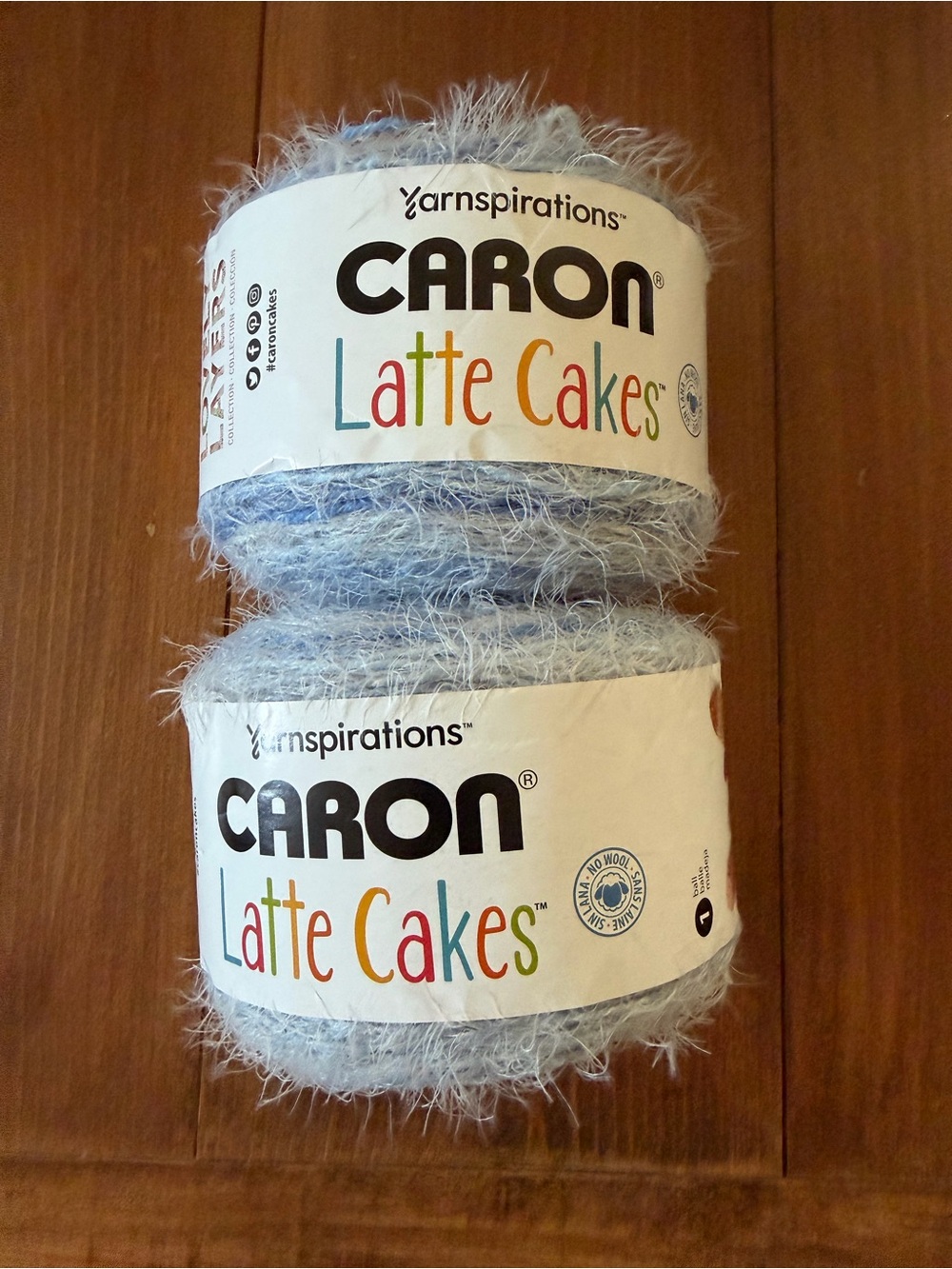 2 Caron Latte Cakes Fluffy Bulky Cake Yarn Acrylic Nylon Blueberry 291222 New